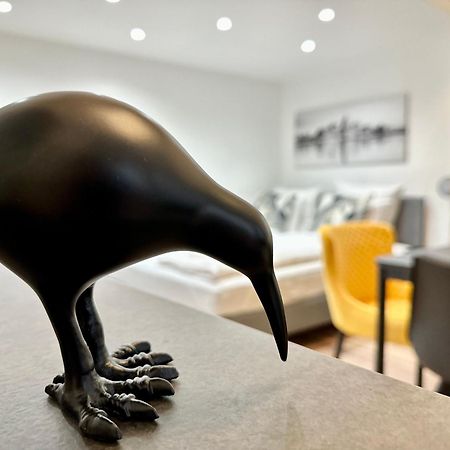 Premium Apartment By Hi5- Brody Street Boedapest Buitenkant foto