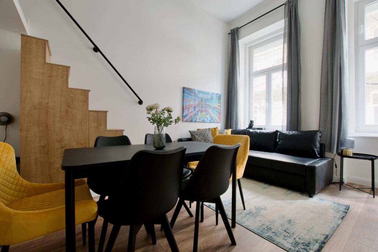 Premium Apartment By Hi5- Brody Street Boedapest Buitenkant foto