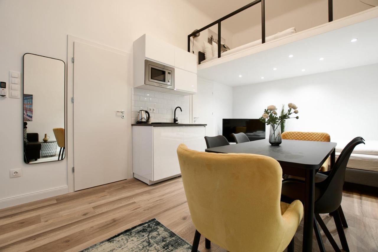 Premium Apartment By Hi5- Brody Street Boedapest Buitenkant foto