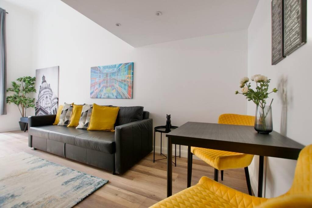 Premium Apartment By Hi5- Brody Street Boedapest Buitenkant foto