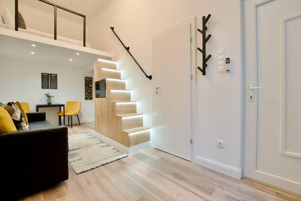 Premium Apartment By Hi5- Brody Street Boedapest Buitenkant foto